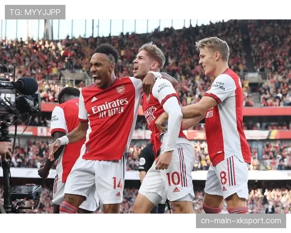 战术板:解析曼城对阵阿森纳一役,双方在中场区域的“压迫与反压迫”博弈。 战术板:解析曼城对阵阿森纳一役,双方在中场区域的“压迫与反压迫”博弈。