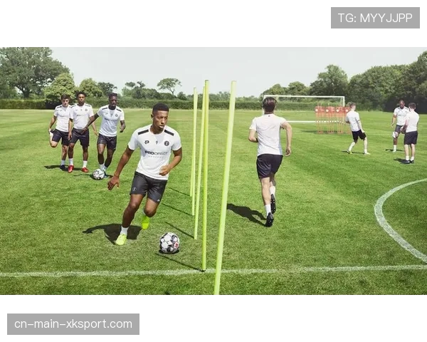 德甲俱乐部联合开展社区足球推广活动